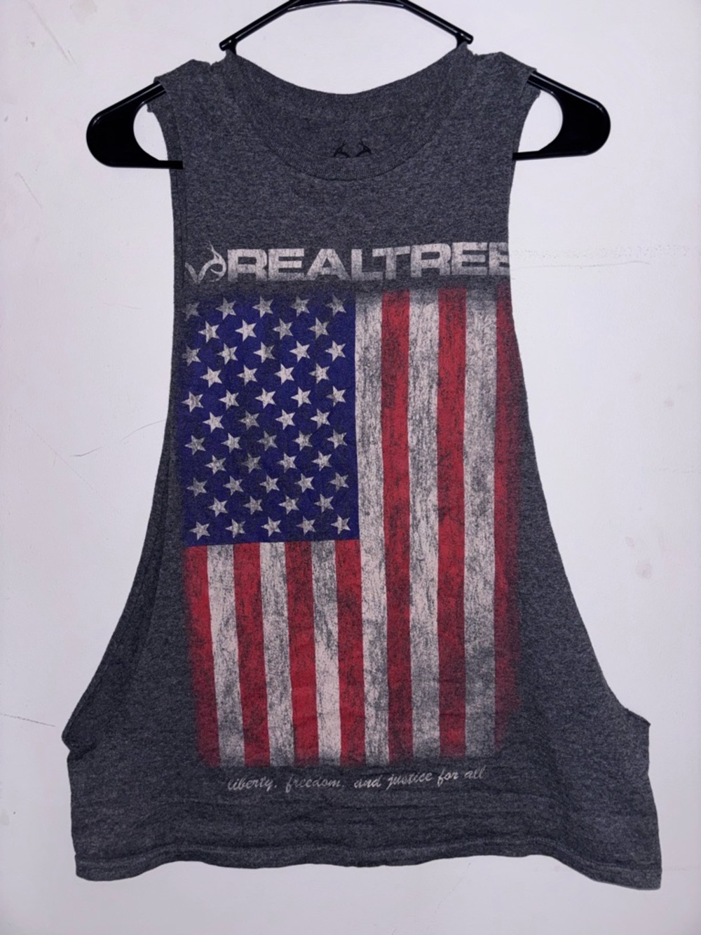 Realtree Charcoal Tank with Distressed American Flag